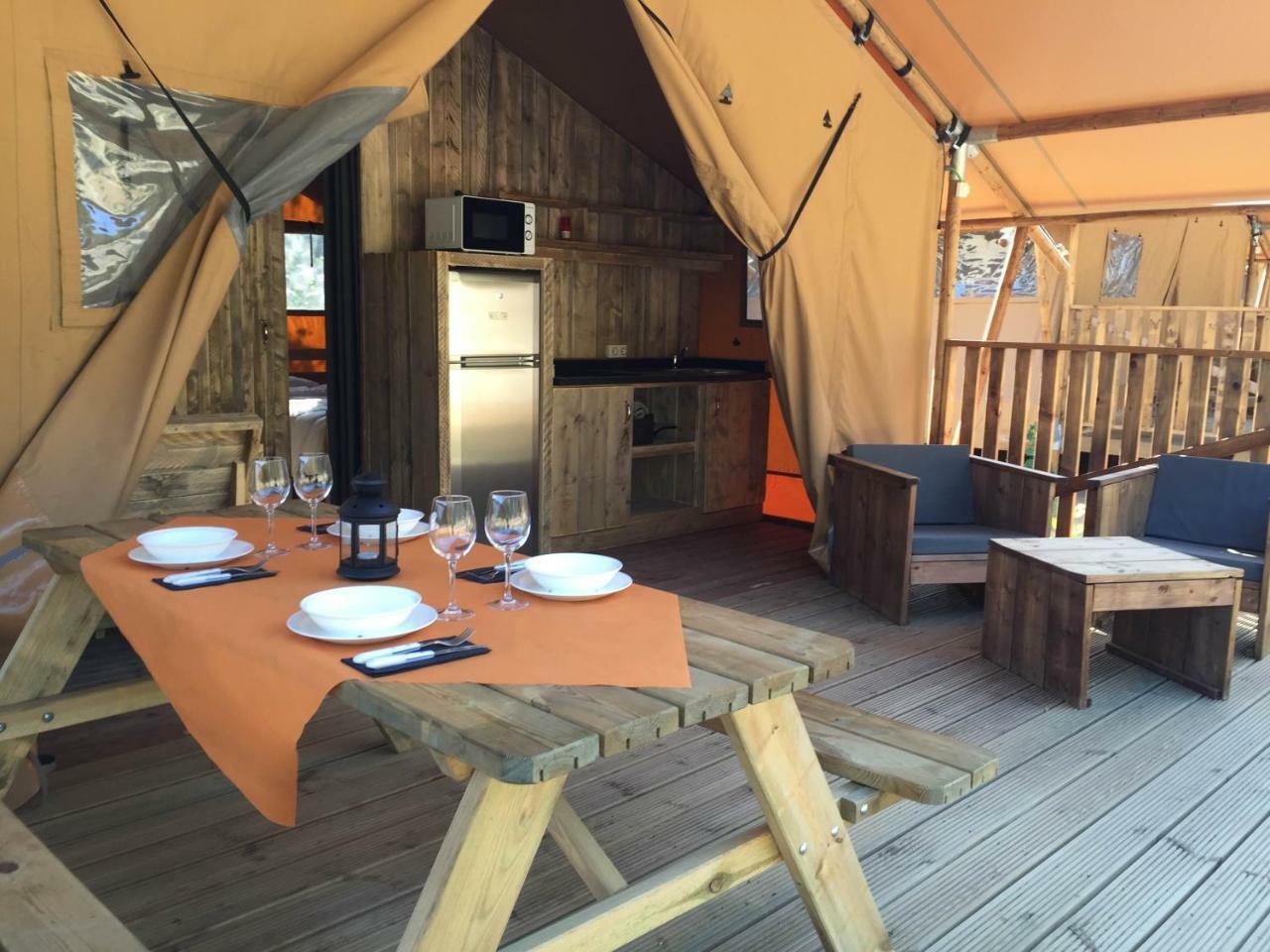 Camping Parc Gualba 구알바데달트 외부 사진