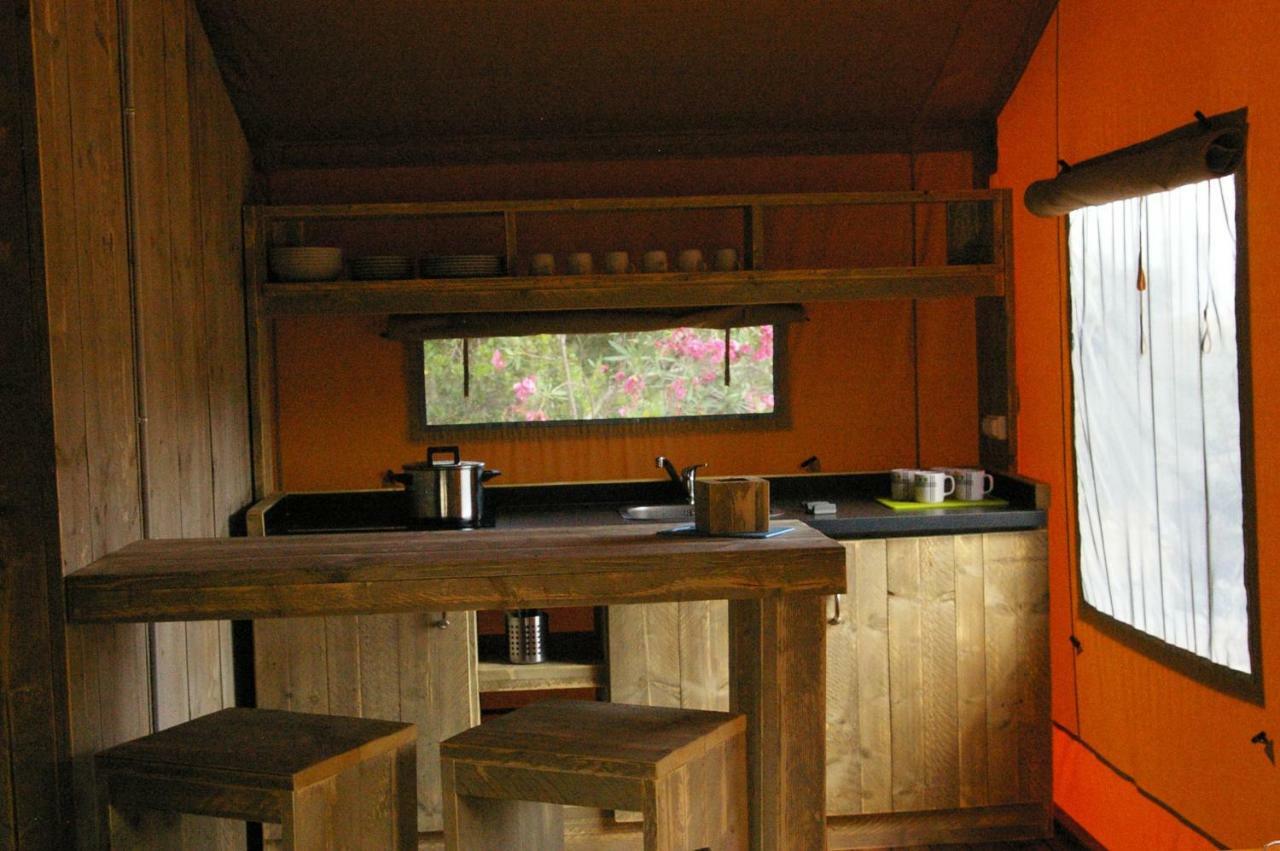Camping Parc Gualba 구알바데달트 외부 사진